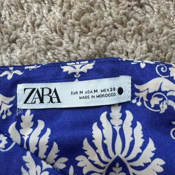 Zara Blue and White Asymmetrical Skirt - Picture 2 of 8
